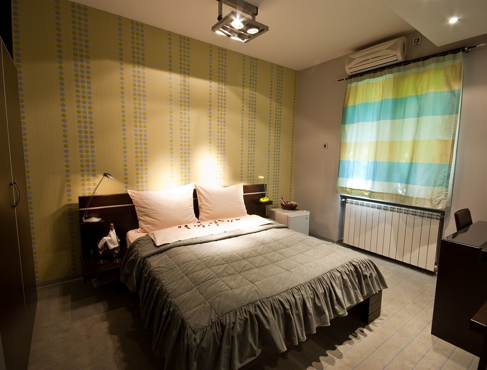 City Code In Joy Belgrade Luaran gambar
